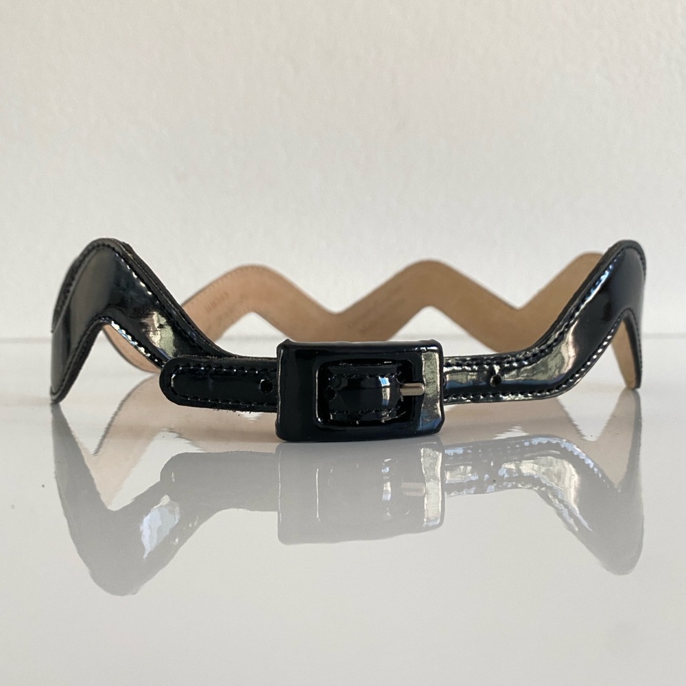 Betsey Johnson Black Patent Scalloped Wavy Belt